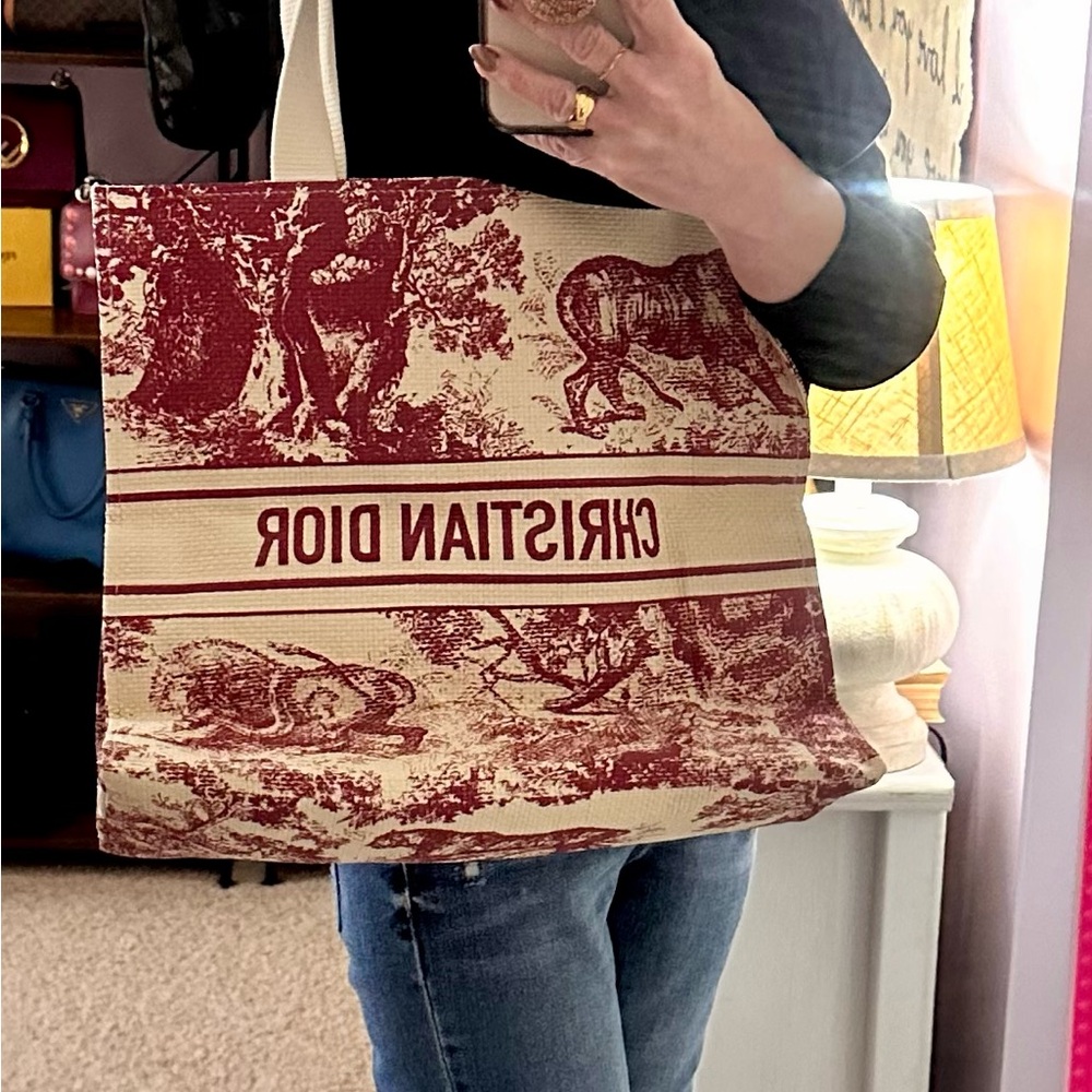 Dior Burgundy and Cream Graphic Tote - Picture 7 of 7